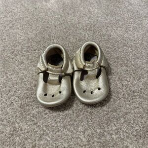 Freshly Picked Mary Jane hard sole 
Platinum size 6